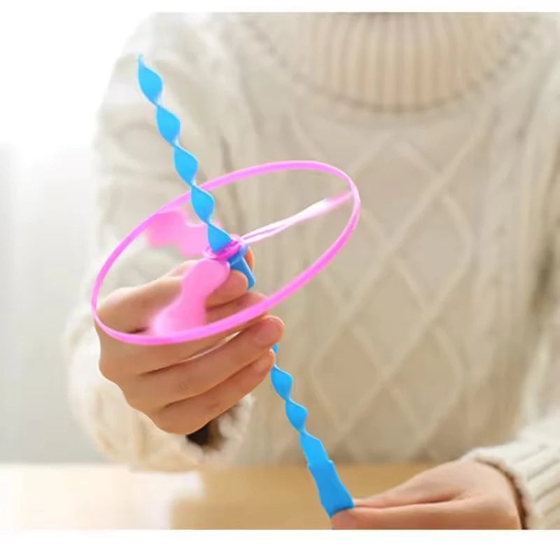 10/20pcs colorful dragonfly flying toys – perfect for kids’ party favors and goodie bags.