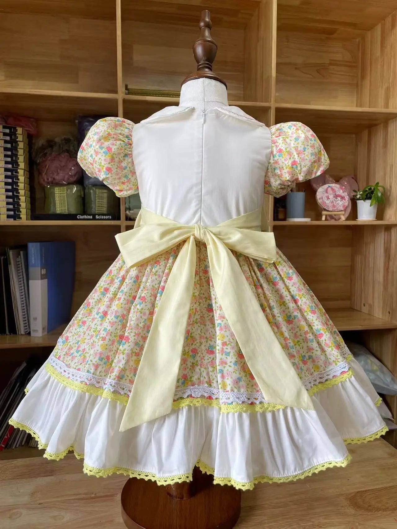 Girls Vintage Floral Duck Embroidery Princess Dress