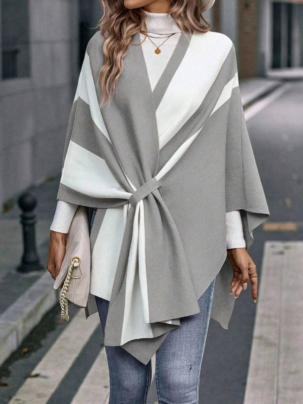Luxury winter poncho for women, warm, stylish, and perfect for cozy, windproof outing
