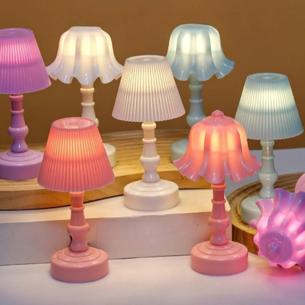 Miniature Flower Bud Table Lamp Night Light Furniture Home Model Decor Toy Doll, House Accessories Table