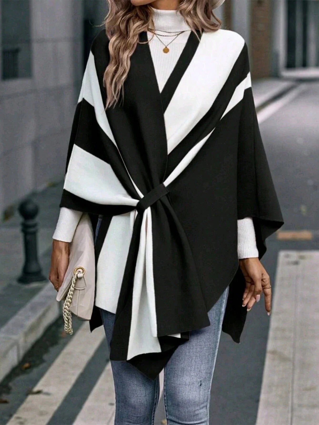 Luxury winter poncho for women, warm, stylish, and perfect for cozy, windproof outing